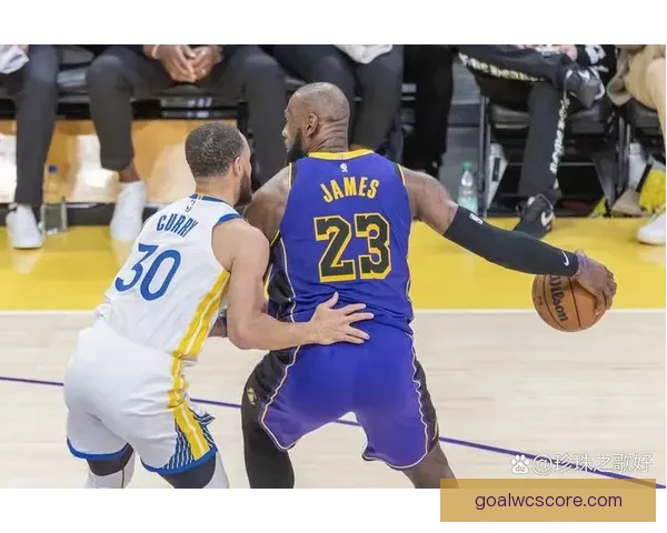 皮尔斯：詹库杜难以凭单核夺冠 湖人阵容更强因有关键球员决定胜负